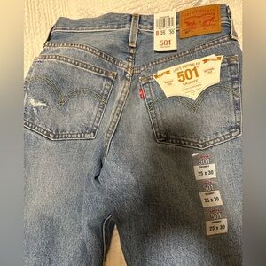 NWT Levi’s 501 jeans